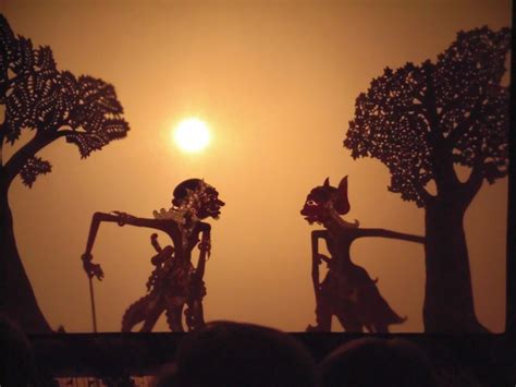  「The Wayang’s Whisper」: 20世紀インドネシアの影絵人形劇に秘められた知恵と希望！